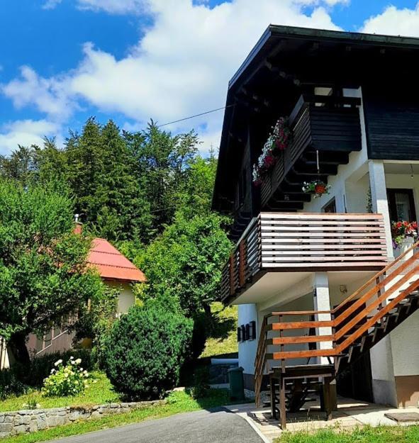 Gogo Apartment เดลนิคเซ ภายนอก รูปภาพ