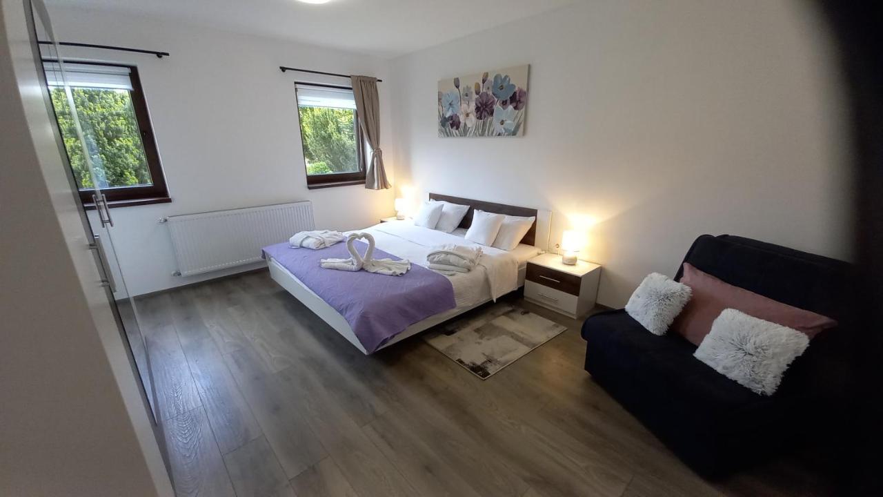 Gogo Apartment เดลนิคเซ ภายนอก รูปภาพ