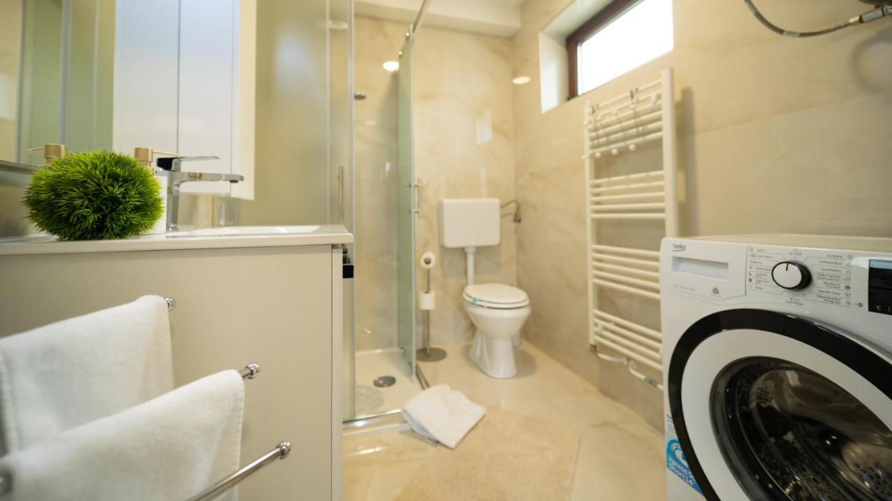 Gogo Apartment เดลนิคเซ ภายนอก รูปภาพ